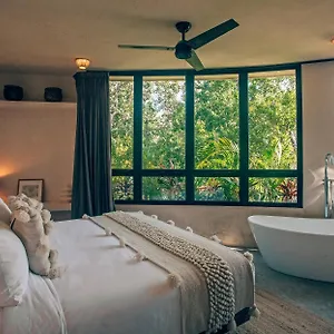 Jungle Rooftop Round -priv Pool-bathtub 2a , Tulum Mexico